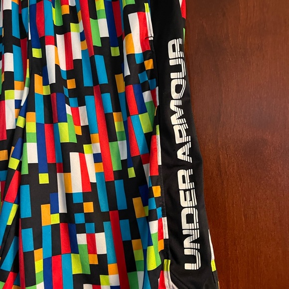 Youth large shorts - Picture 2 of 4